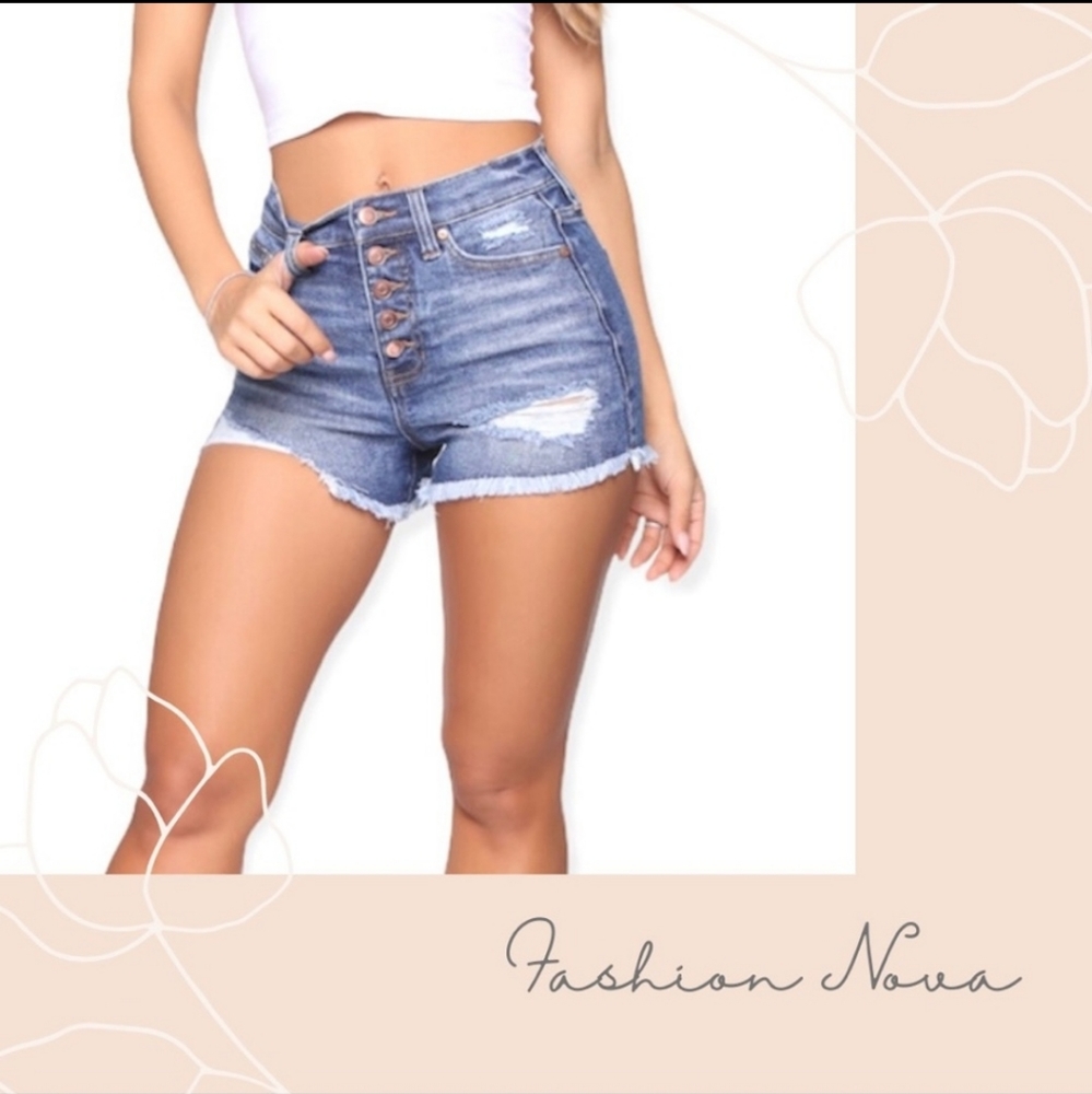 Fashion Nova Button Up High Waist Distressed Denim blue Shorts Size 5/27